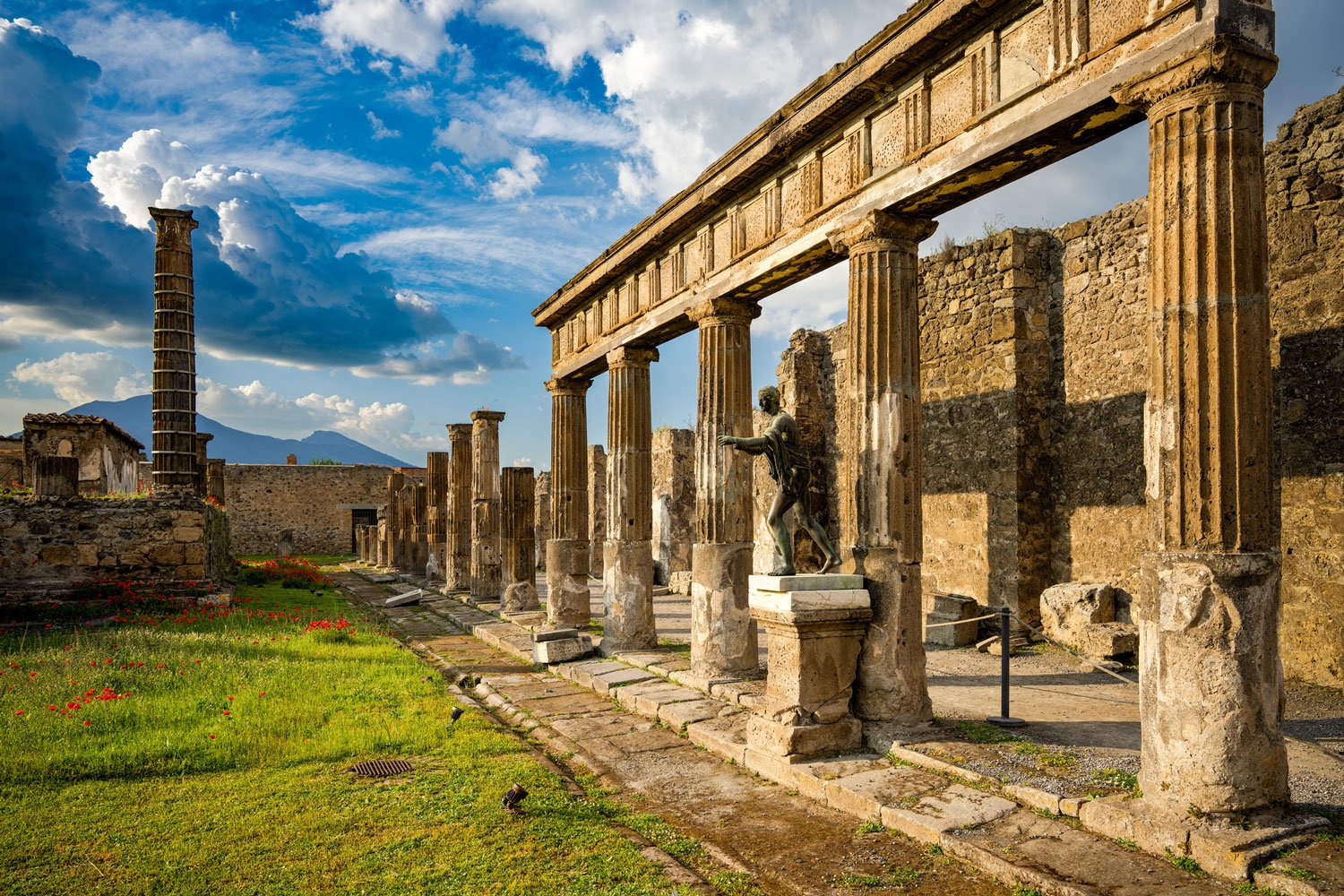Pompeii ruins